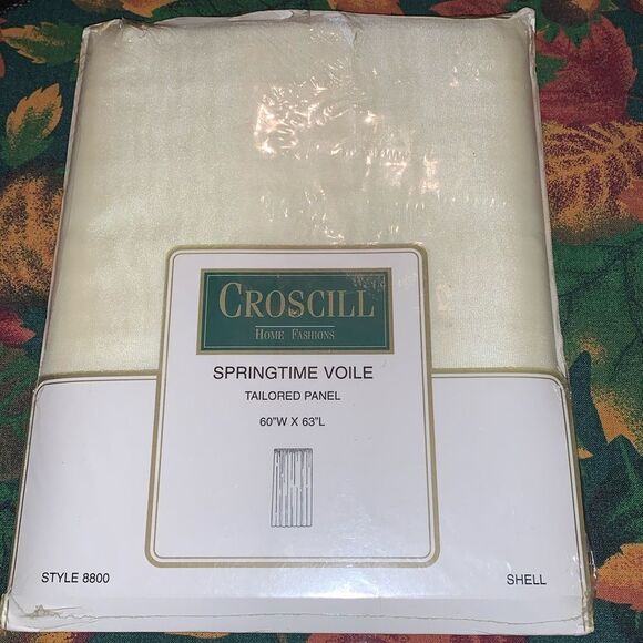 Croscill Springtime Voile tailored panel 60 x 63” - Picture 1 of 4